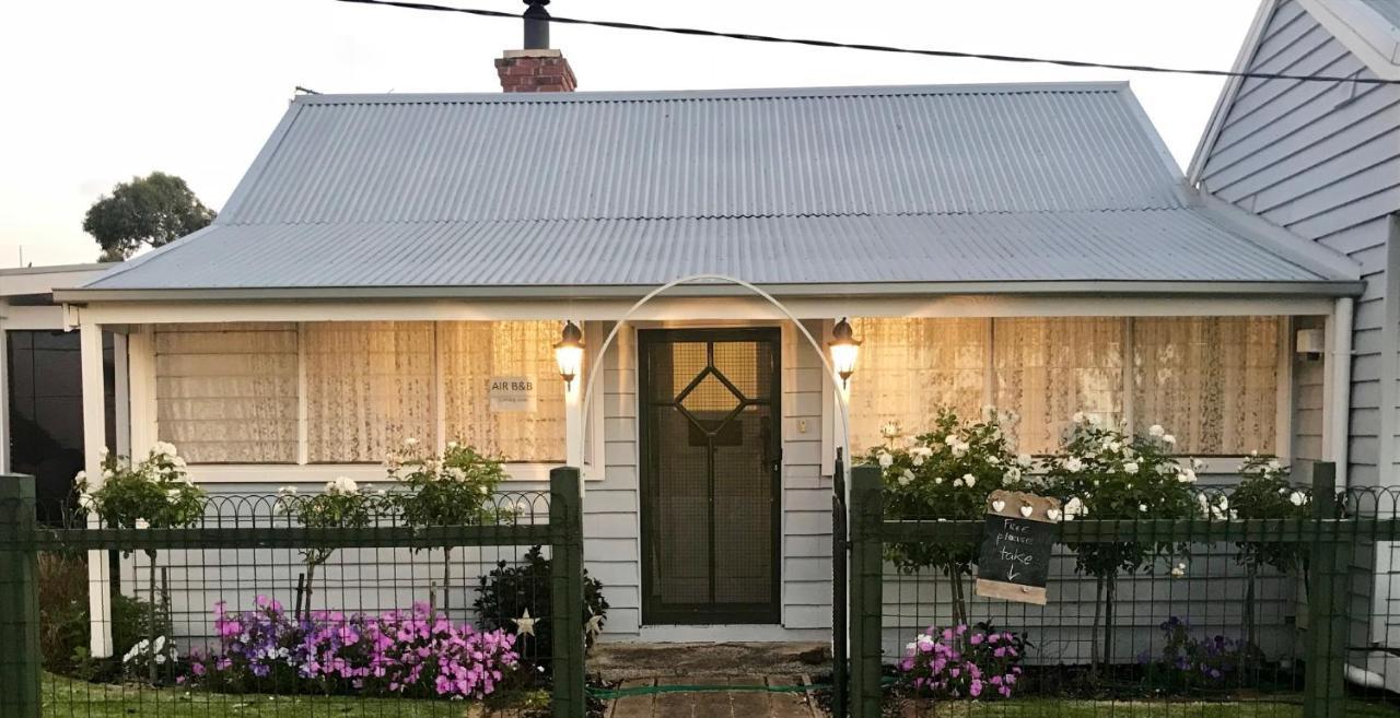 That Seaside Cottage - Fully Equipped Home, 4 Bedrooms On The Foreshore Tooradin 외부 사진