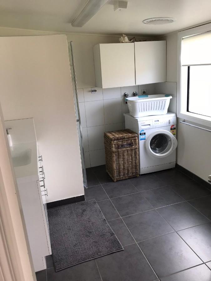 That Seaside Cottage - Fully Equipped Home, 4 Bedrooms On The Foreshore Tooradin 외부 사진
